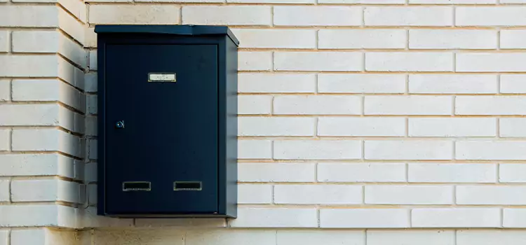 Mailbox Lock Repair Lathrop